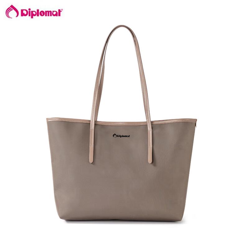 Diplomat DS-14203L Women s Commuter Tote Bag
