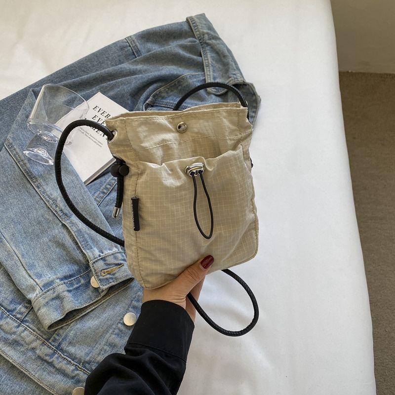 

Fashion Simple Small Cloth Bag Women 2025 Spring and Summer New Fashion Ins Walking Mobile Phone Bag Lightweight Shoulder Messenger Bag Beige White