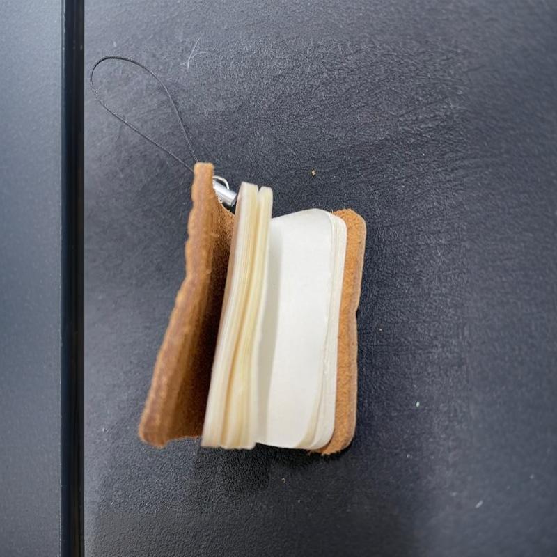 Cute 32 Sheets Mini Notebook Sketchbook Handbook Ultra-Small Pocketbook Tiny Loose-Leaf Notepad Daily Planner