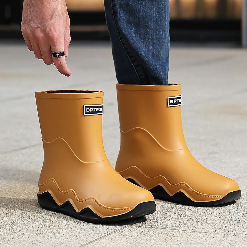 Rain shoes men's new non-slip waterproof rain boots men's cotton outer wear work car wash shoes fishing shoes medium and short rubber shoes