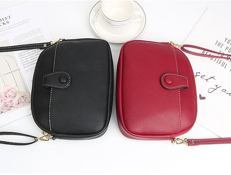 Women's Fashionable Shoulder & Messenger Bags: Trendy, High-End, and Versatile Small Square Designs