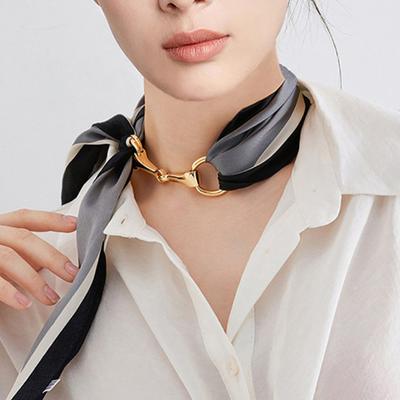 Heiße Frauen Schal Ring Clip Schals Verschluss Kristall Seide Schal Schnalle Brosche Hochzeit Modeschmuck Weibliche Klassische Geschenk