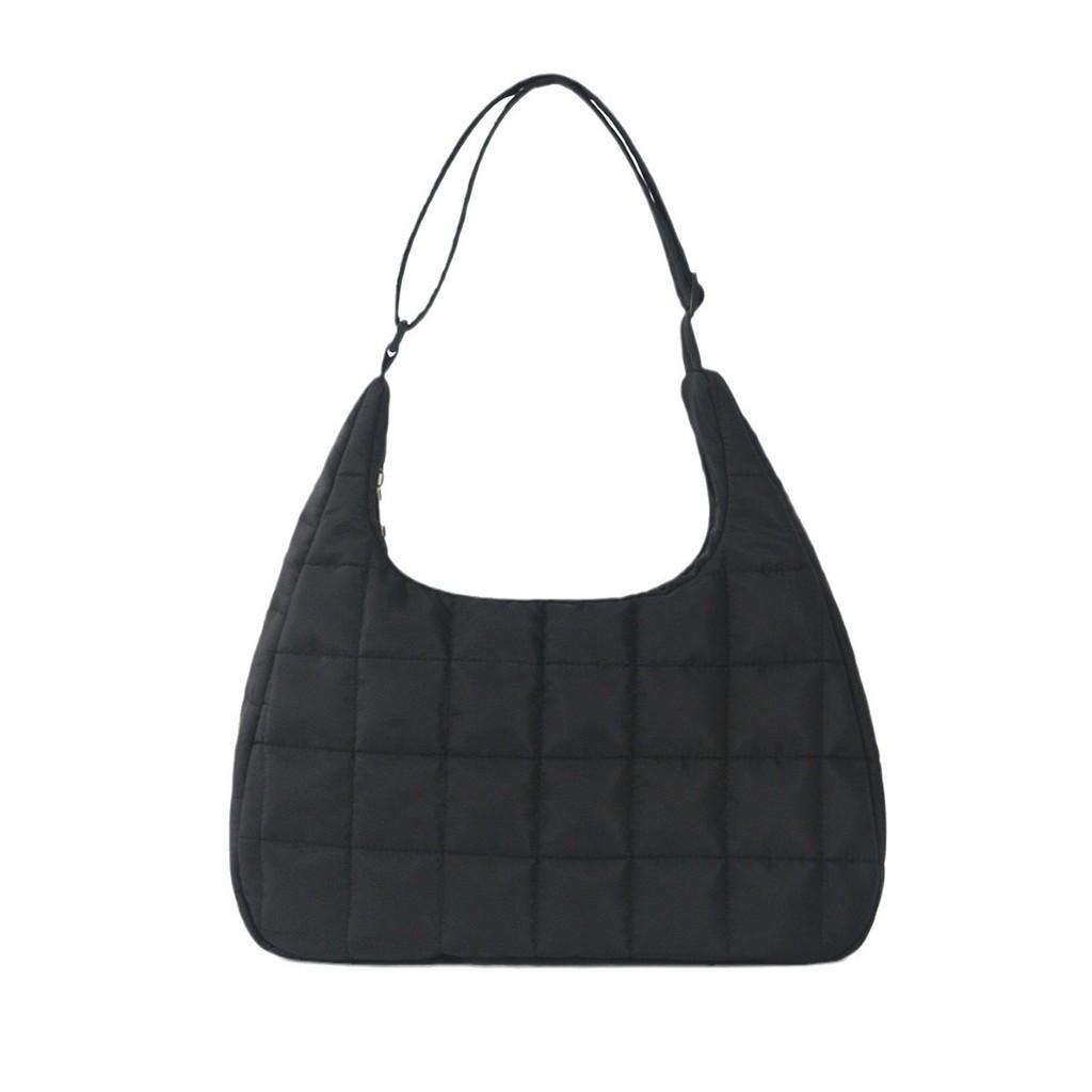 Urban Minimalist Tote Bag With Padded Polyester Material For Daily Use