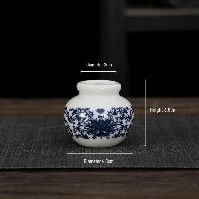 Mini Retro Blue & White Porcelain Hydroponic Pennywort Vase for Tea Ceremony Decoration