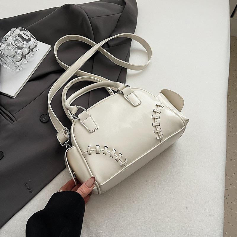 Niche portable bowling bag women's new trendy fashion large capacity armpit bag shoulder messenger bag