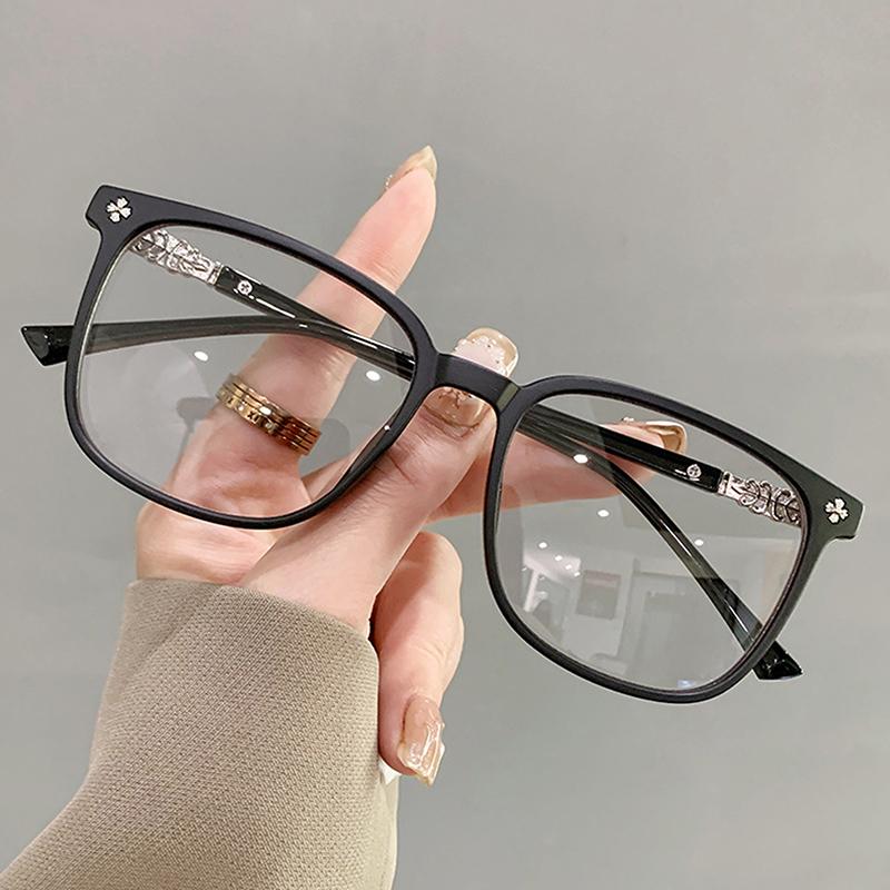 Stylish Ladies Photochromic Sun Glasses Anti-Glare Lightweight Eyeglasses Daily Outdoor Use