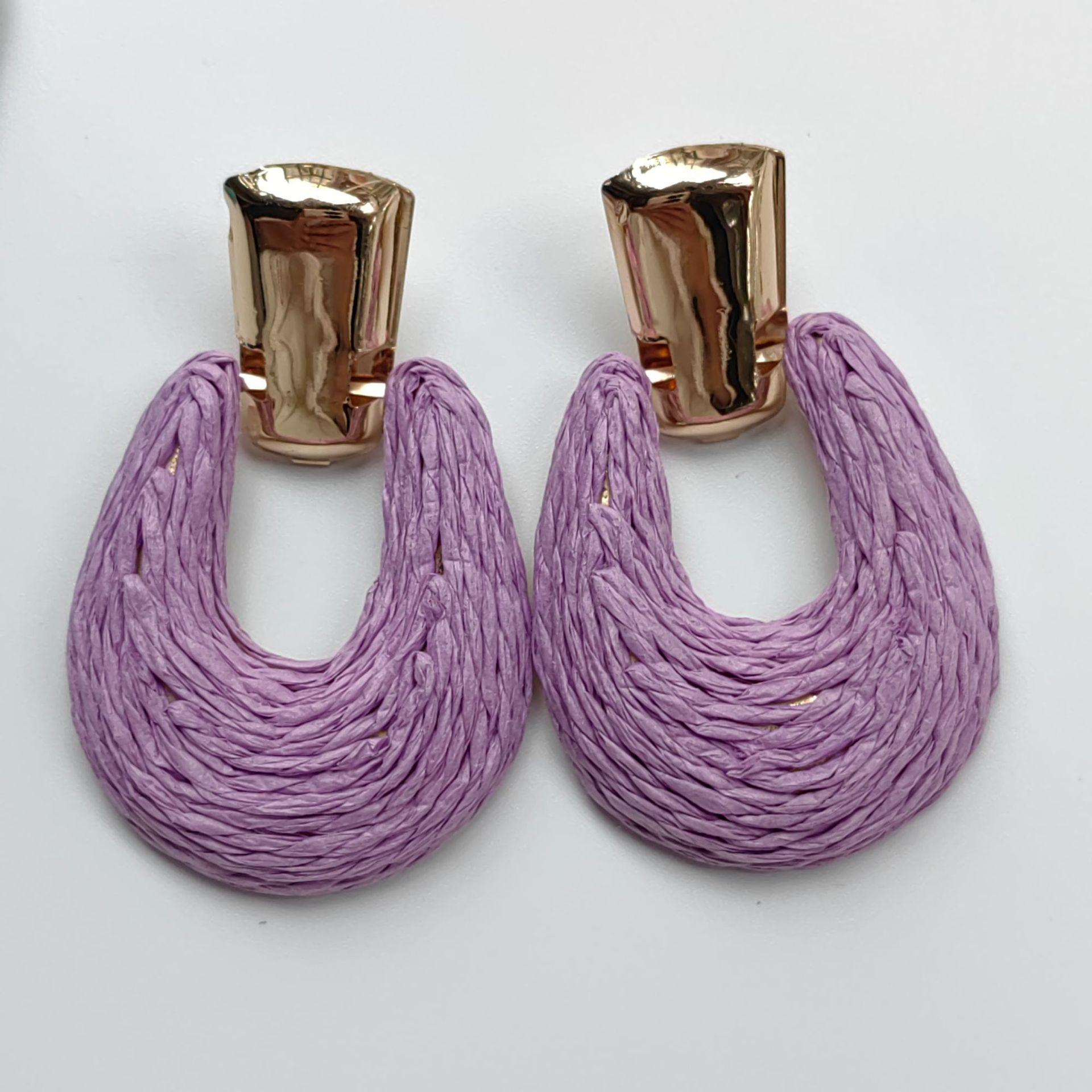 Colorful Raffia Stud Earrings: Geometric Round Handmade Woven Dangle Earrings for a Festive Holiday Style