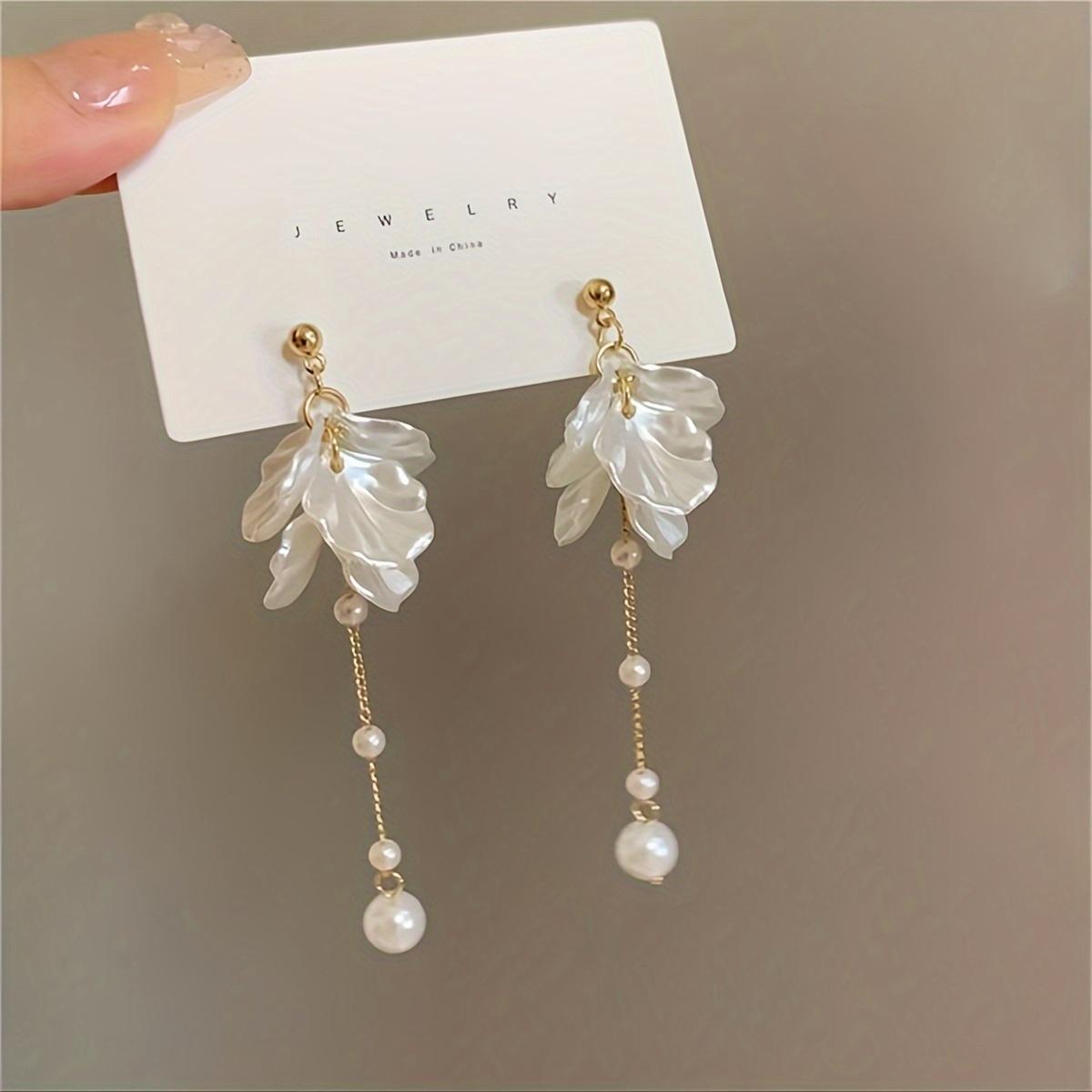 

Resin Pearl Earrings for Women, Hypoallergenic Small Cute Gold Artificial Pearl, Daily Work Party Jewelry Gift белый