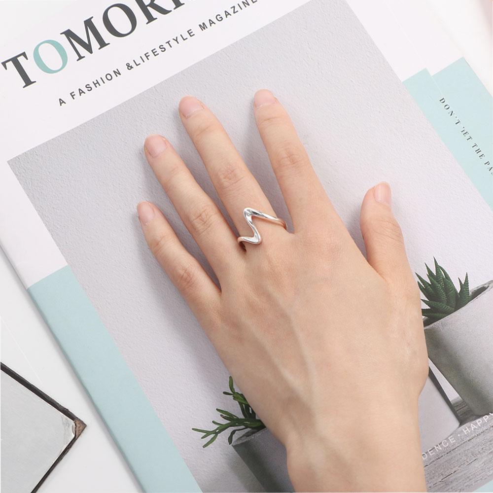 Women Girl Smooth Thin Geometric Waves Party Jewelry Finger Ring Opening Ring Fashion Accessories
