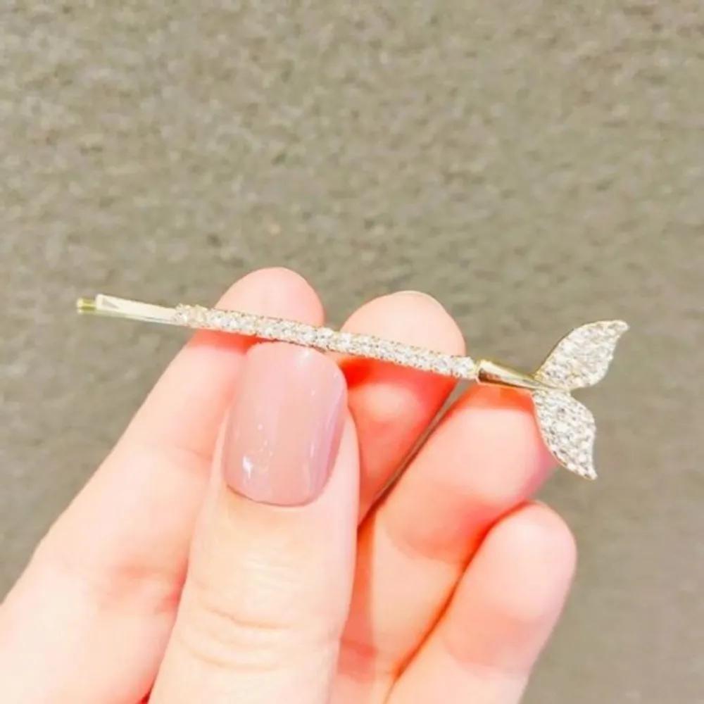 Cubic Pin 2-Piece Set, Tail-Shaped Lucky Bangs Pin, Baby Hair Pin