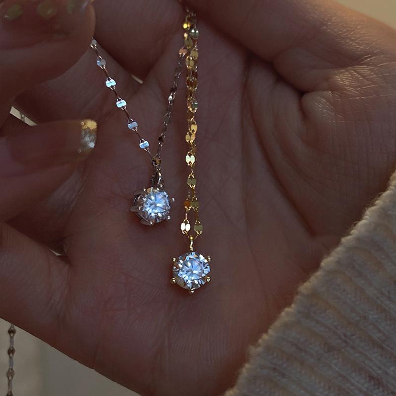 Retro Korean Style Rhinestone Clavicle Necklace for Women - Trendy, Simple, & Fashionable Jewelry