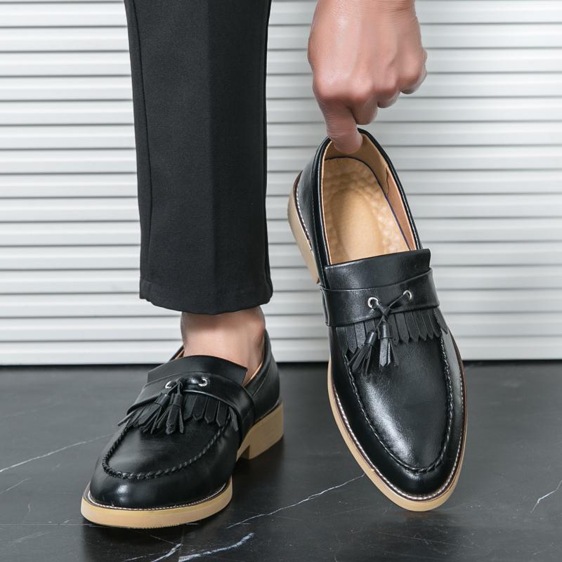 Size 38-47 Classic Men Tassel Shoes PU European American One Step Lightweight and Comfortable Driving Travel Leather Shoes Men