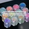 Designul unghiilor – Glitter și sclipici pentru unghii