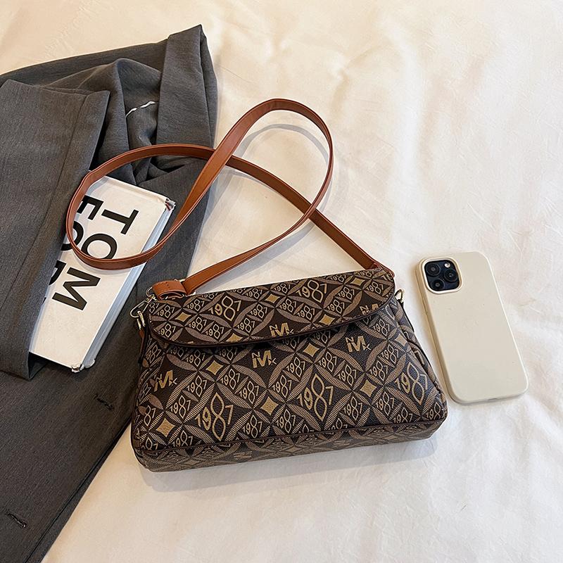 Shoulder Bag for Women, Fashionable Crossbody Bag, Small Square Bag That Can Hold Mobile Phone