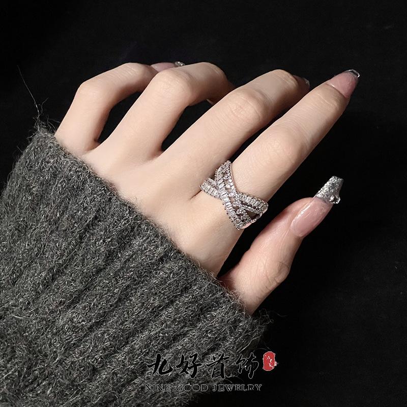 Niche Design Sense Diamond Zir*****Pening Light Luxury High Sense Cold Wind Set Ring Women'S Fashion