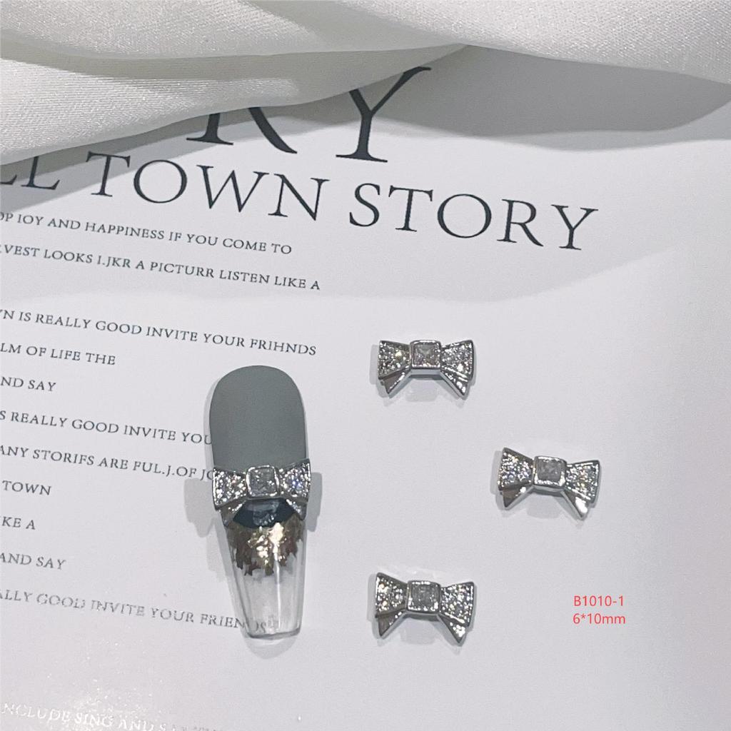 LZ Gold-Plated Bow Nail Patch: DIY Zircon Light Luxury Nail Jewelry