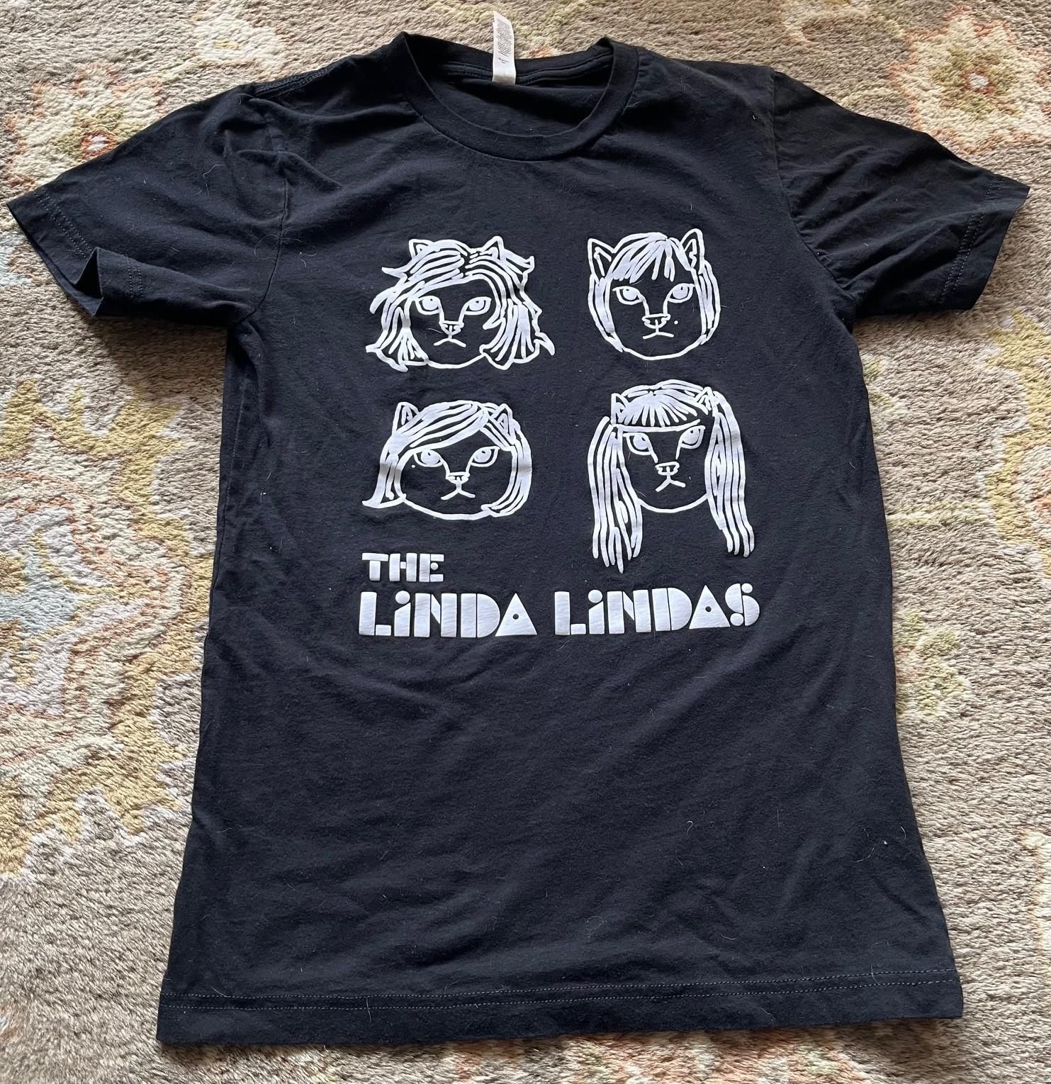 Excellent 2018 All-Girl Punk Band Black T-Shirt THE LINDA LINDAS Size: S XXXXL