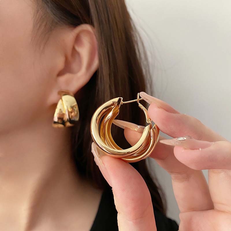 2026 New Fashion Metal Geometric Round Circle Hoop Earrings for Women Vintage Gold Color C-Shaped Statement Earring Zircon Gift