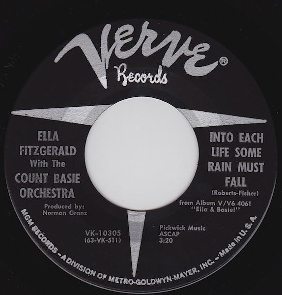 

7inch Record ELLA FITZGERALD, COUNT BASIE ORCHES - Into Each Life Some Rain Must Fall VK10305 Verve Records 1964 US Jazz Used