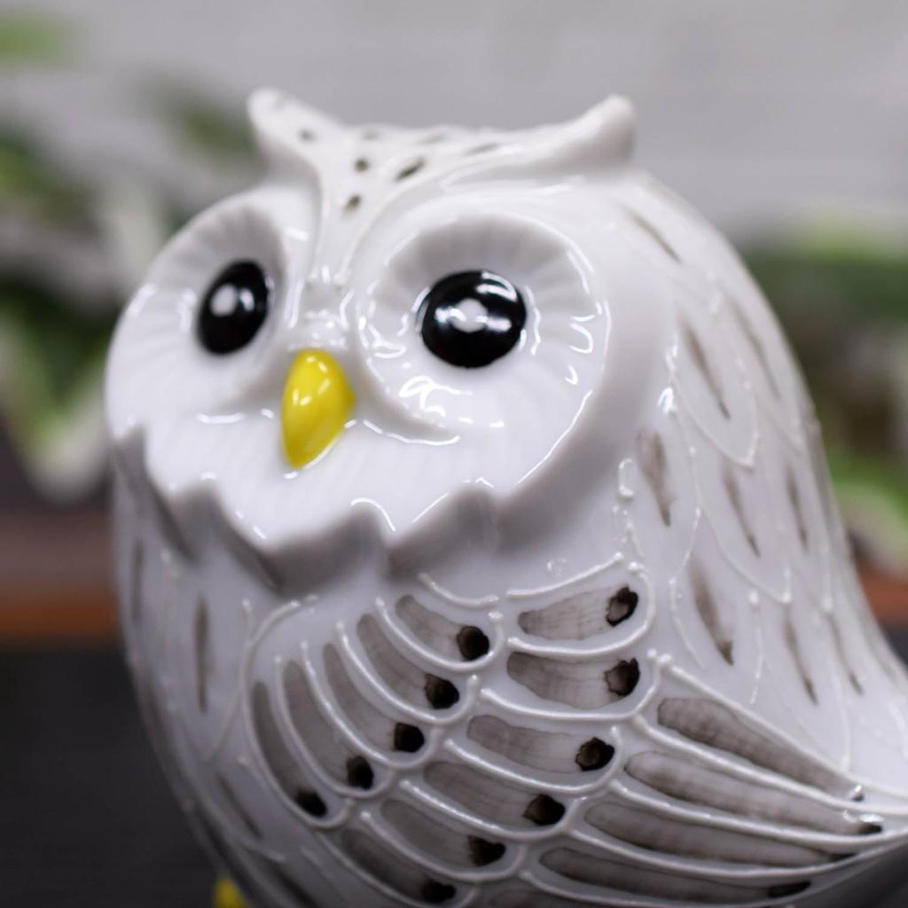 Waza no Kura Stylish Owl Kutani White and Black Lucky Brand Interior Decor Perfect for 77th Birthday and Respect for the Aged Day Gifts Figurine,