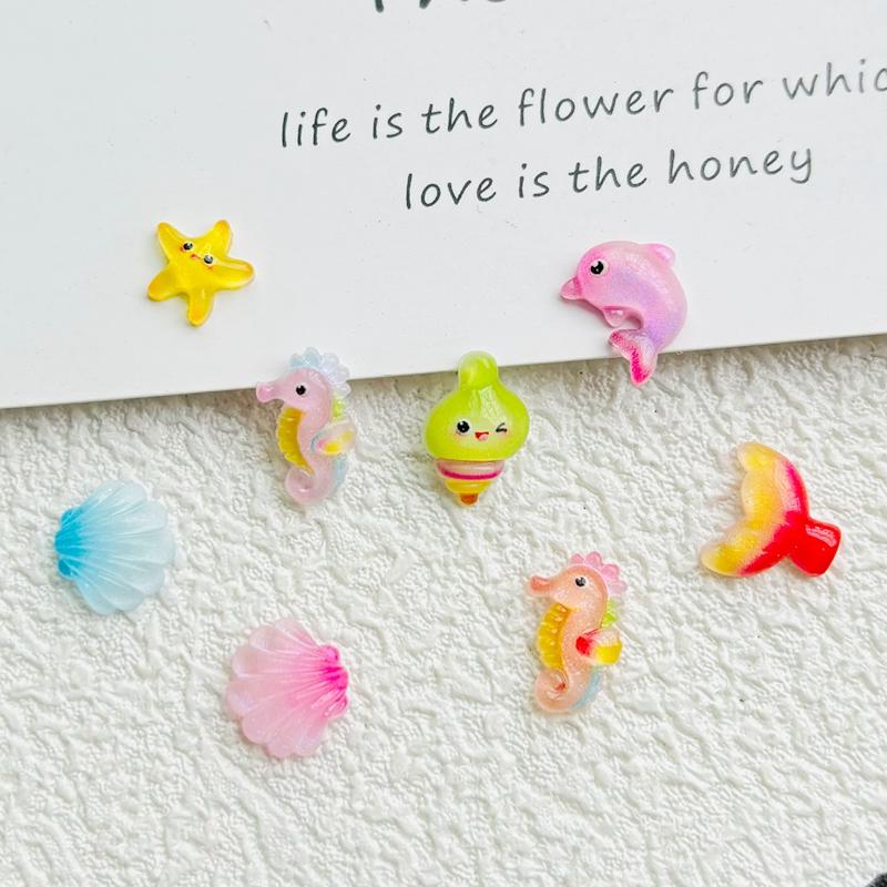 50 Pcs New Cute Mini Resin Cartoon Marine Animals Dolphins Flatback Ornament Jewelry Making Manicure Hairwear Accessories A39