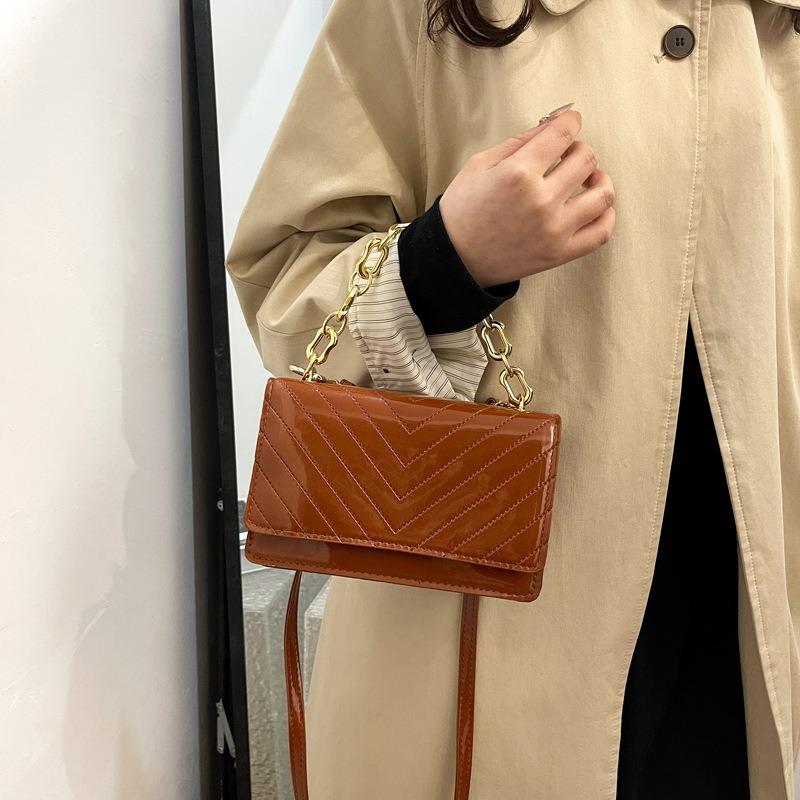 Summer new textured small square bag women's popular fashion shoulder bag urban simple messenger bag