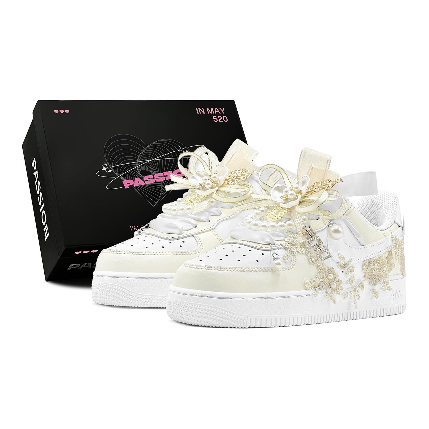 

Nike Air Force 1 Skateboard Shoes Women s Low Top White DH2920-111(TeamS2-S-BOX) 39