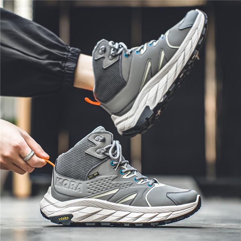 Nowe męskie buty z wysokim stanem i wysokim dołem Zwiększają codzienne buty sportowe Modne buty do biegania na świeżym powietrzu