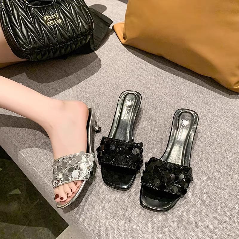 French slippers women's head low heel slippers sequined fashion one-word drag 2025 new summer casual sandals outside