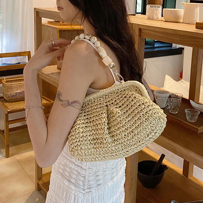2025 Summer New Straw Weaving Crossbody Bag Fashionable and Casual Shell Bag Women's Shoulder Bag with Excellent Texture