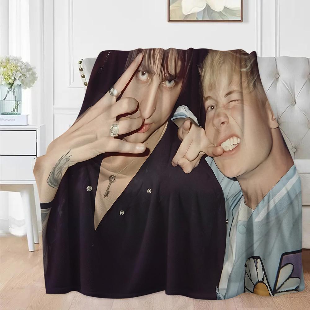 Индивидуальный 1 шт. Фланелевое одеяло с модным рисунком S-Sam и C-Colby, HD-печать, Мягкое и теплое одеяло, Можно использовать как одеяло для дневного сна, А