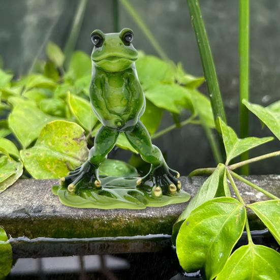 2 stk Tissende Frosk Ornament Hagedekor Resin Stående Frosk Figur Værbestandig Froskestatue for Plantepotte Dam Akvarium