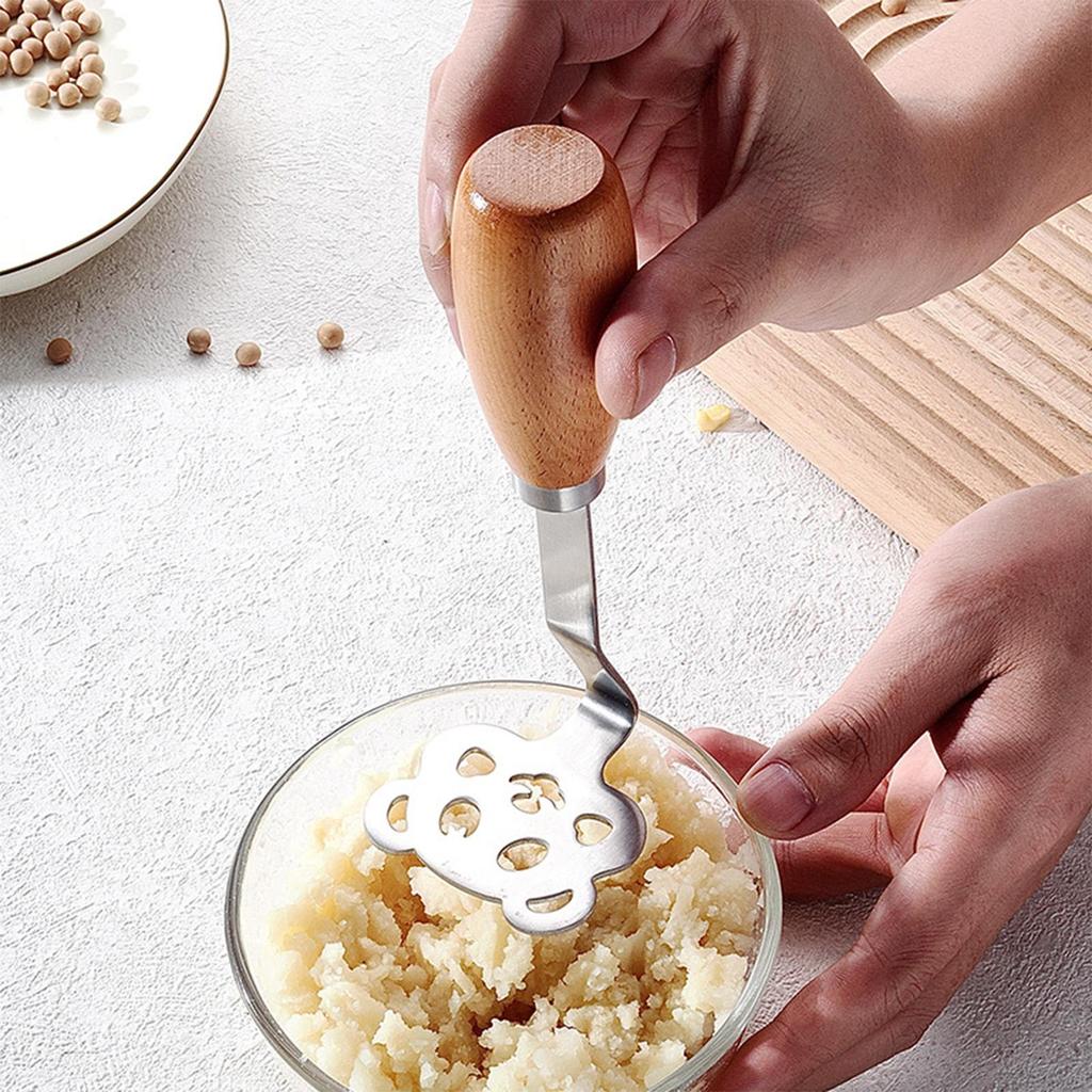 Potato Smasher Wooden Handle Food-Grade Stainless Steel Bean Smasher Food Masher Tool for Fruit Avocado Vegetable Salad Meat