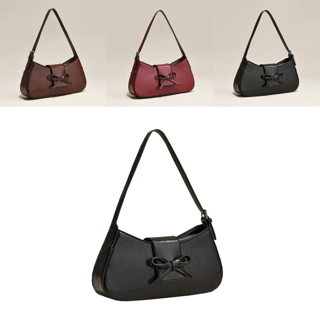 Chic Medium Sized Fashionable Shoulder Bag With Unique Design And Zipper Closure