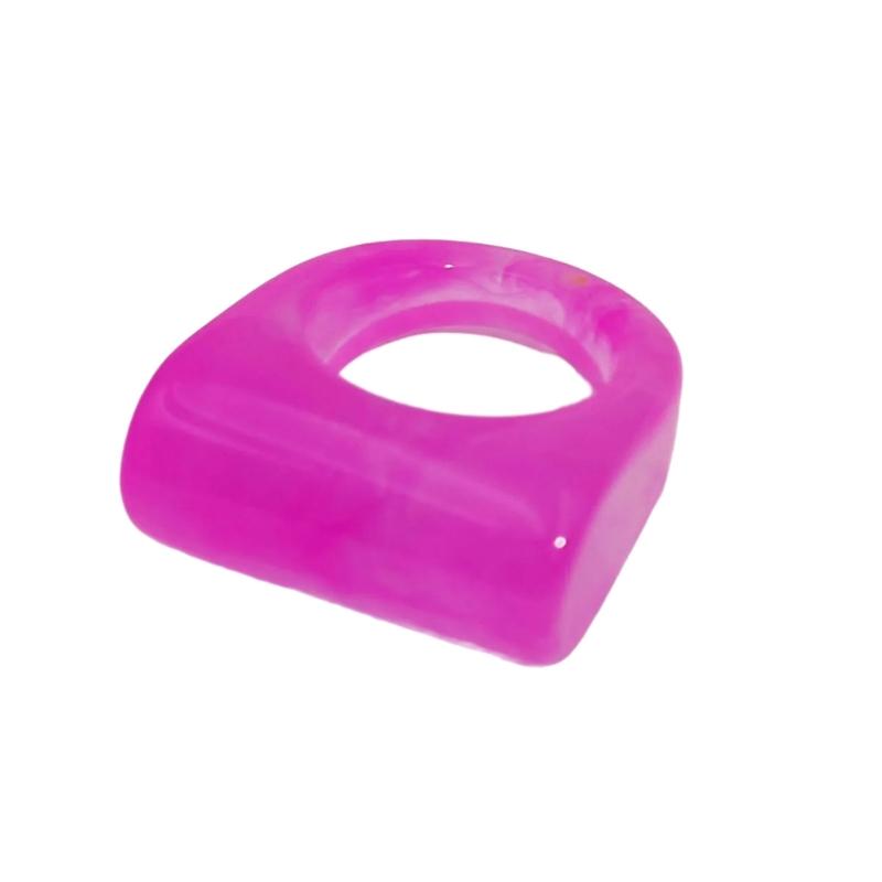 Fashionable Geometric Resin Rings Trendy Accessory for Women and Men With Multiple Color Addition