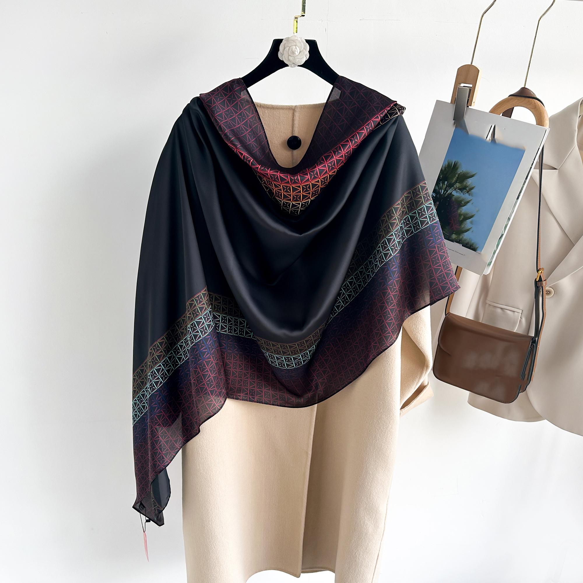 New Lijing Satin Fashion Scarf Women S Shirt Decoration Scarf Geometric Chain Color Blocked Commuting Scarf