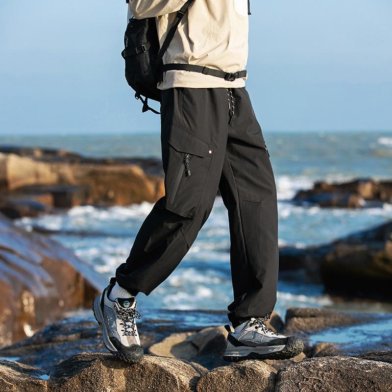 

Unisex Waterproof Windproof Softshell Quick-Dry Outdoor Hiking Jacket for Spring/Autumn Small