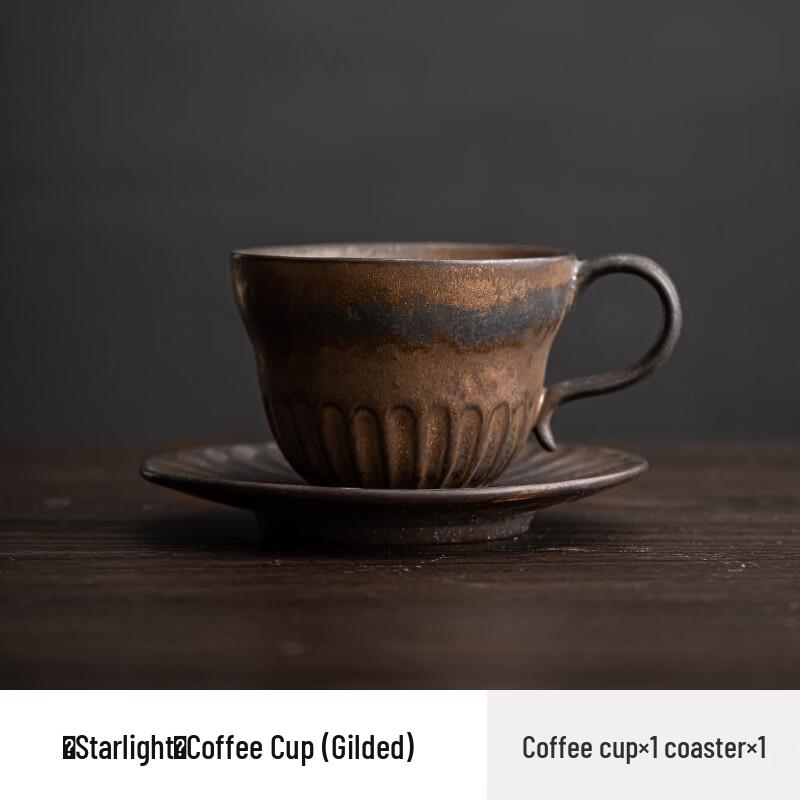 

Набор керамических чашек эспрессо и блюдец с позолотой, покрытых печной глазурью