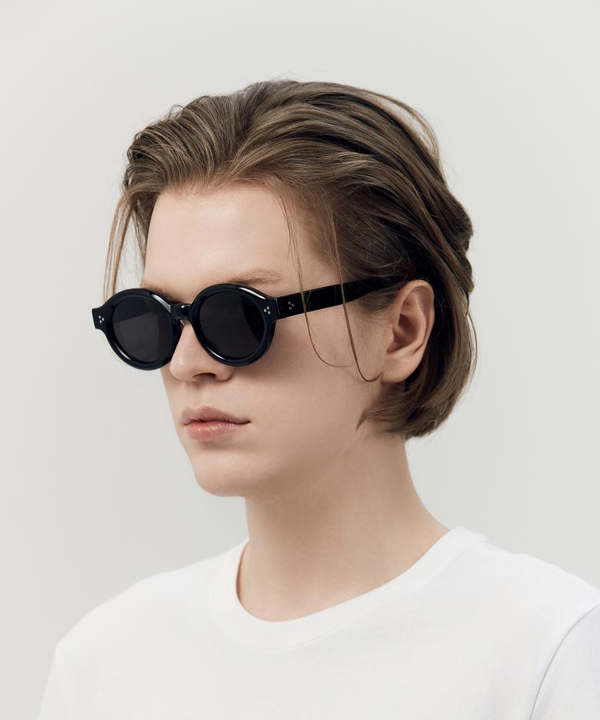 Yunouaieobeul S002 You Know Holiday Round Sunglasses