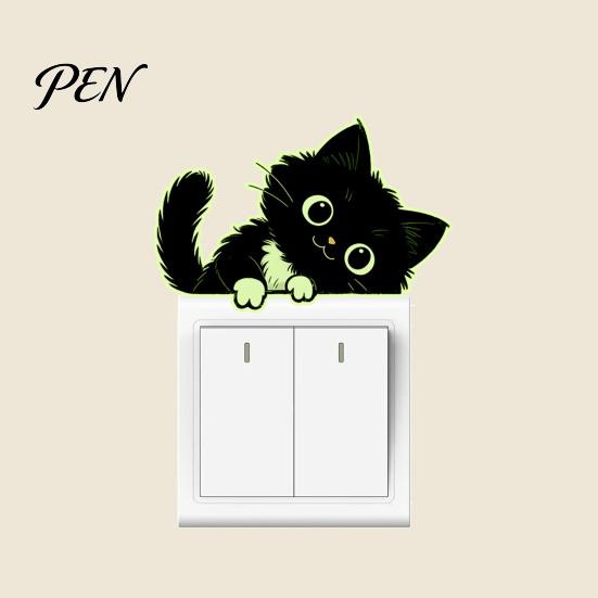 Self Adhesive Socket Decals Glow in The Dark Black Cat Wall Sticker, Luminous Self-Adhesive Light Cute Switch Decal, Decorative Room Decor for Bedroom