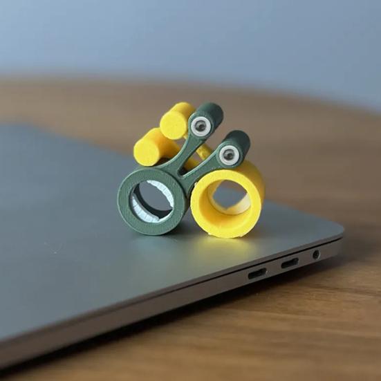 2/4Pcs Snail Shaped Laptop Stand Bright Color Lightweight Portable Desk Organizer Notebook Holder Monitor Stand