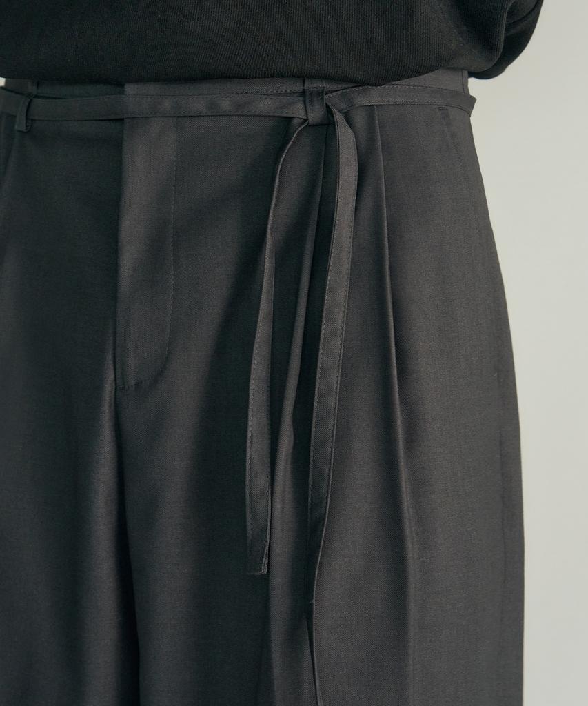 ROTEMBER [Derek X Rotember] Belted Two-Tuck Wide Slacks [ 2 Colors ]