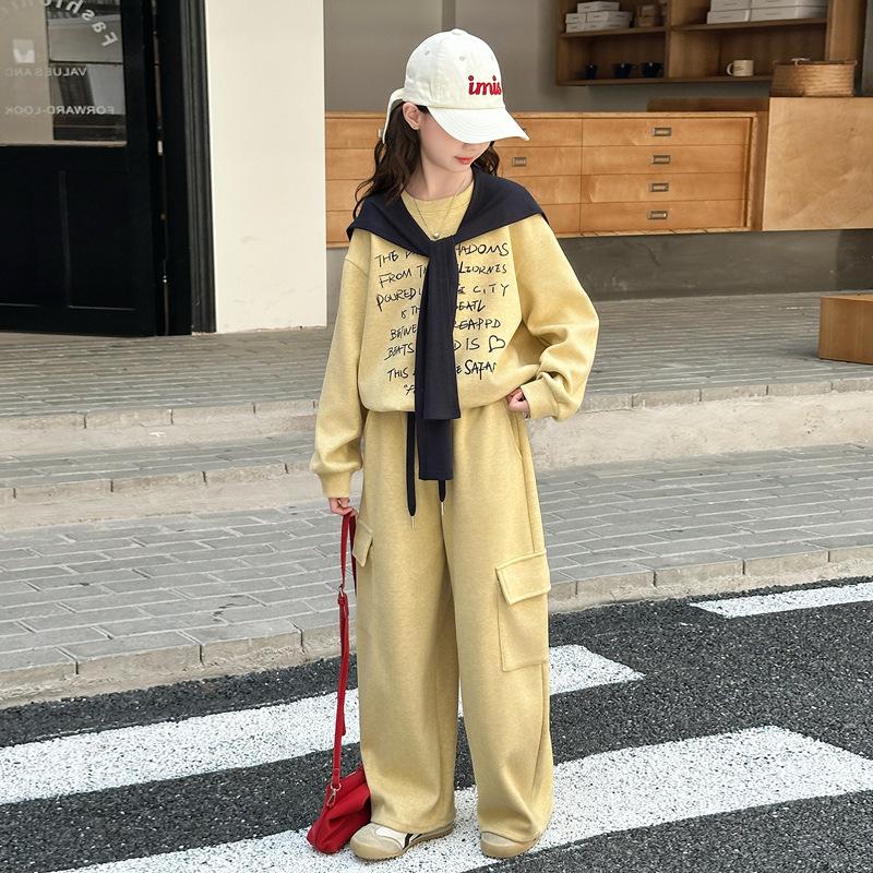 Girls' Korean-Style Sweatshirt & Cargo Pants Set 2025 - Autumn Fashion for Children