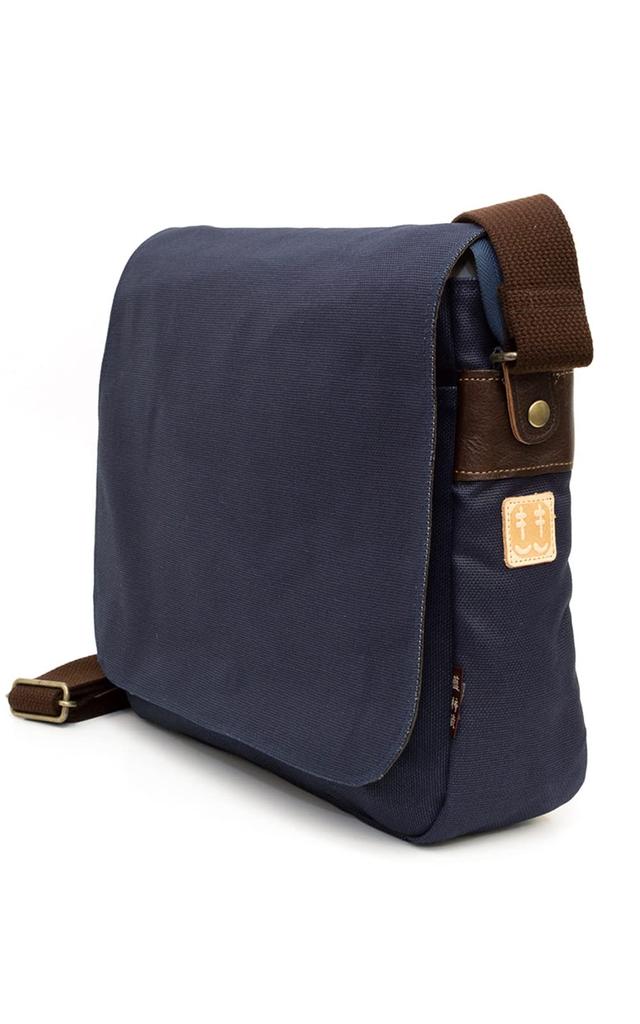 Creare Kiki Canvas Shoulder Bag for Men, A4 Size, Crossbody, Lightweight, Made in Japan, Japanese Style, Indigo and Persimmon Dyed, A4 Loose Flap