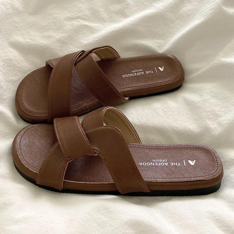 Fashion Designer Woman Flat Slippers Luxury Designer Sandals Casual Bottom Slippers Summer Women Sandals New Shoes for Women