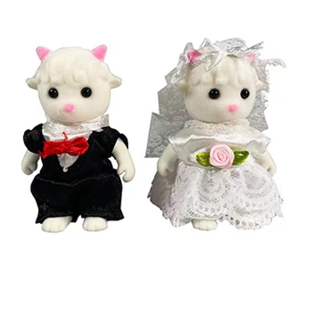 Non-Toxic Simulation Forest Rabbit Family Diy Playset Mini Rabbit Bear Figure Toy Dolls Kids Gifts