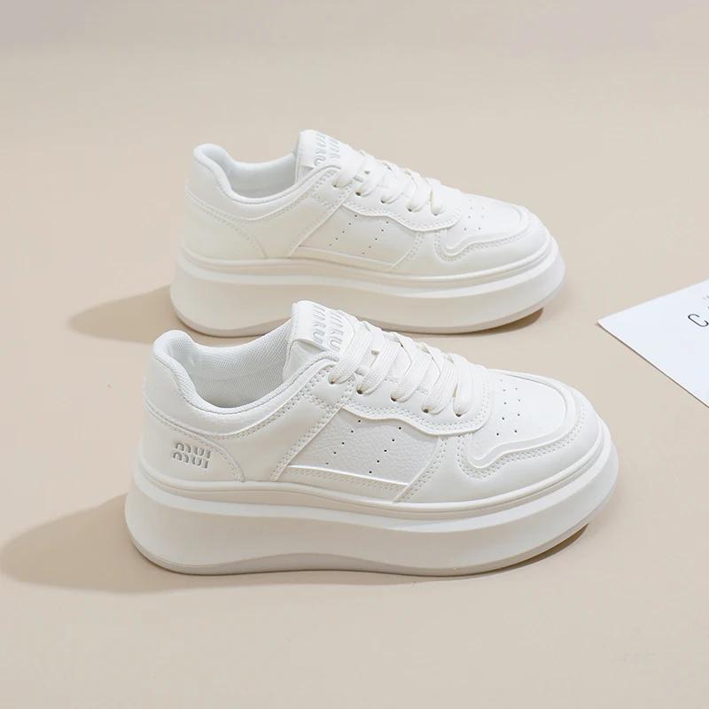 2025 Four Seasons New Ladies All Match Fashion Board Shoes Increase Display thick-soled Women Shoes Outdoor Small White Shoes