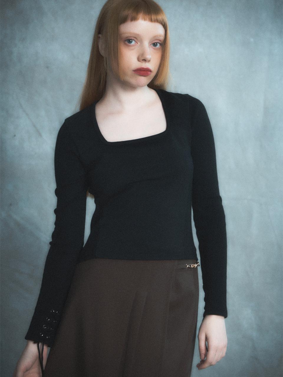 Renezmia Eyelet Tide Detail Top_Black