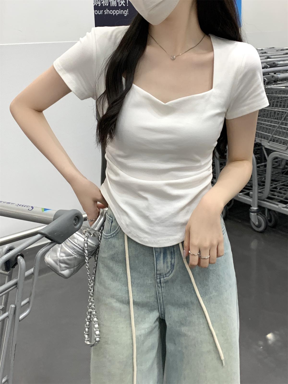 

Новинка 2024 года, летняя женская корейская стильная темпераментная футболка с воротником чайки, плиссированная однотонная футболка с короткими рукавами, топ L белый