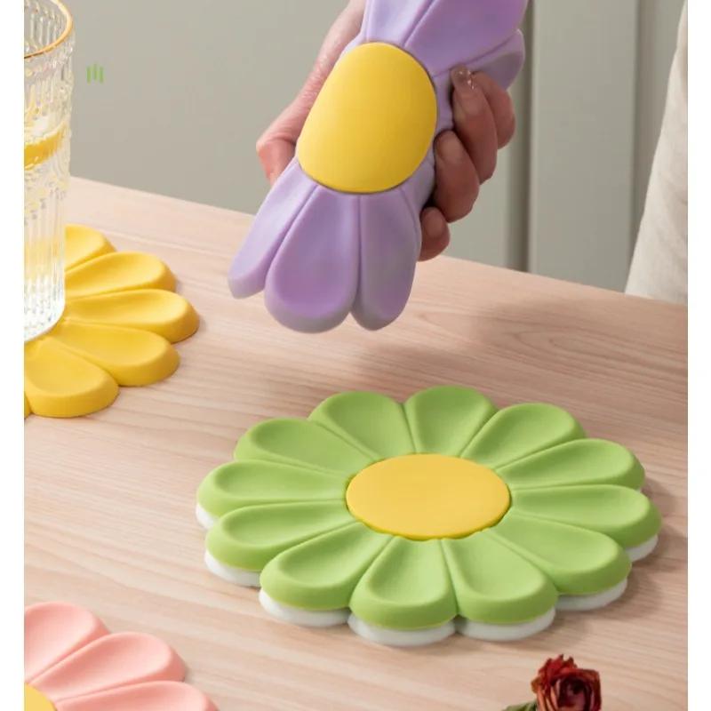 Heat Resistant Silicone Mat Drink Cup Coasters Non-slip Pot Holder Table Placemat Kitchen Accessories Coasters Flower Mat